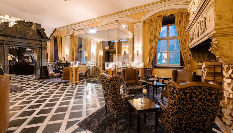 Schlosshotel_Hugenpoet-Essen-Hall-2-4293